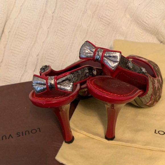 Louis Vuitton monogram cherry heels - Picture 3 of 8